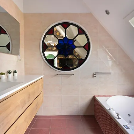 Het Schipperskerkje Oda ve Kahvaltı