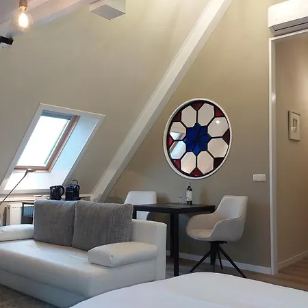 Oda ve Kahvaltı Het Schipperskerkje Tolkamer