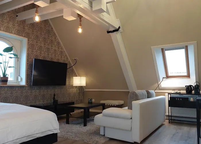 Het Schipperskerkje Bed & Breakfast 3*