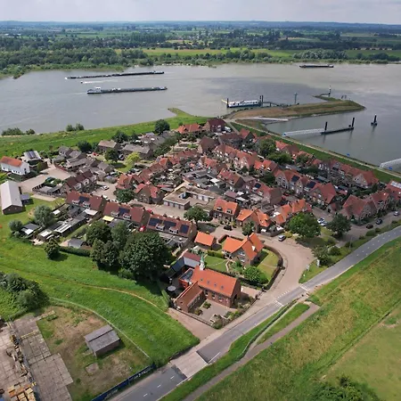 Het Schipperskerkje 住宿加早餐酒店