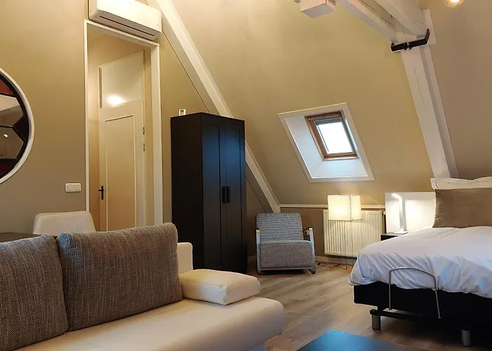 Alojamento de Acomodação e Pequeno-almoço Het Schipperskerkje 3*