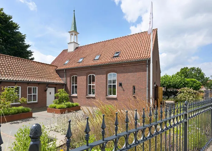 Het Schipperskerkje 3*